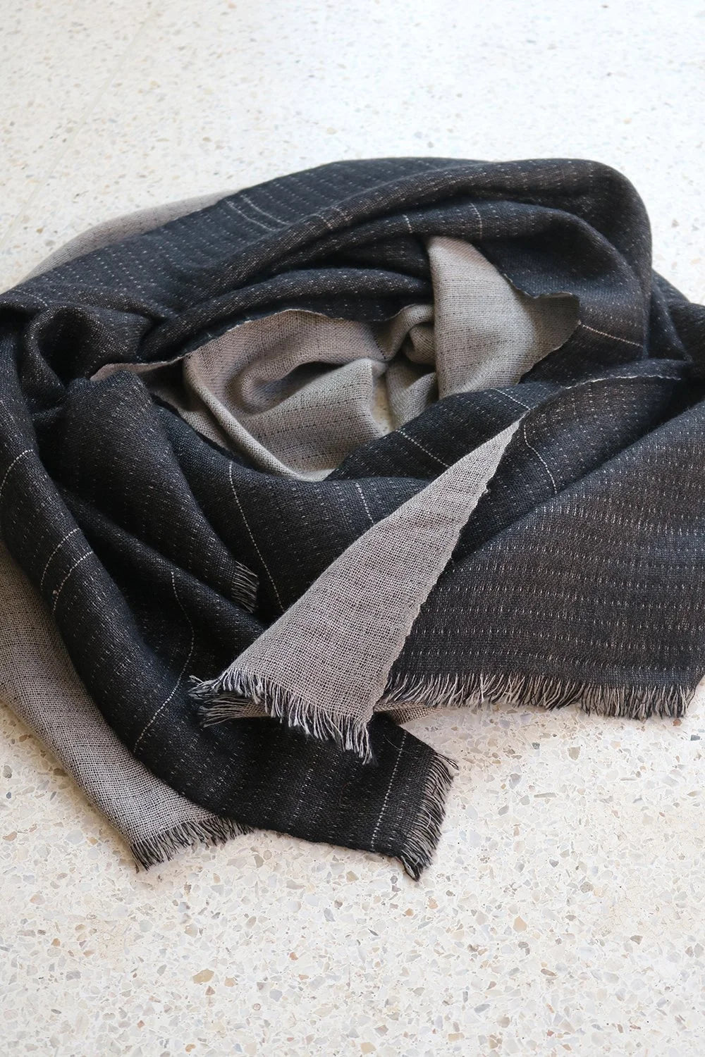 SCARF SYIN-F